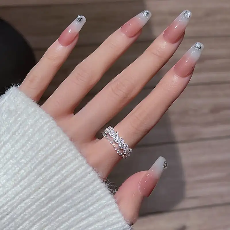 Light Luxury Zircon Retro