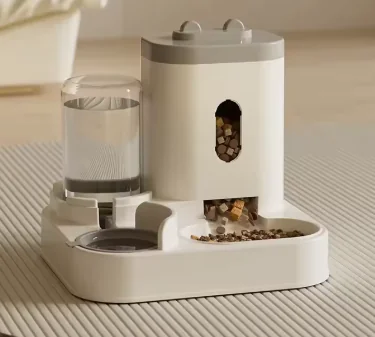 Automatische voerbak en waterdispenser voor hond en kat