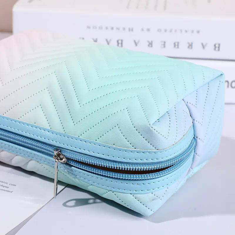 Gradient Makeup Storage Bag